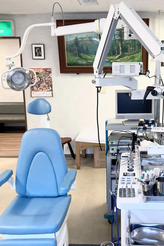【耳鼻科の診察室】
